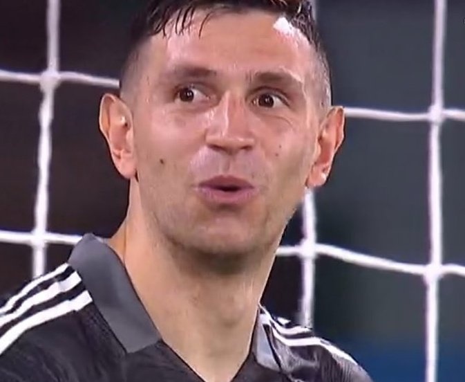 Bizarrap cuando empezó a escuchar a Residente pudrirsela a J Balvin en la session