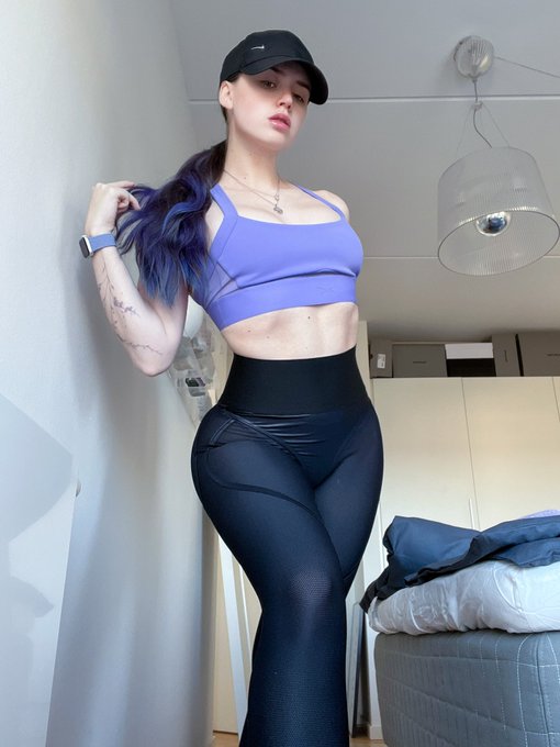 You can use my body but not my heart 🖤 https://t.co/ZSnC8sBv9c