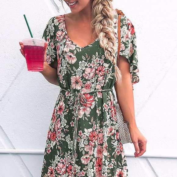 Panda_b3ar's tweet photo. So good I had to share! Check out all the items I'm loving on @Poshmarkapp from @DirtiLace #poshmark #fashion #style #shopmycloset #kiyanaboutique #zara: https://t.co/ezs4FjmGxh https://t.co/jINKjHuE8n
