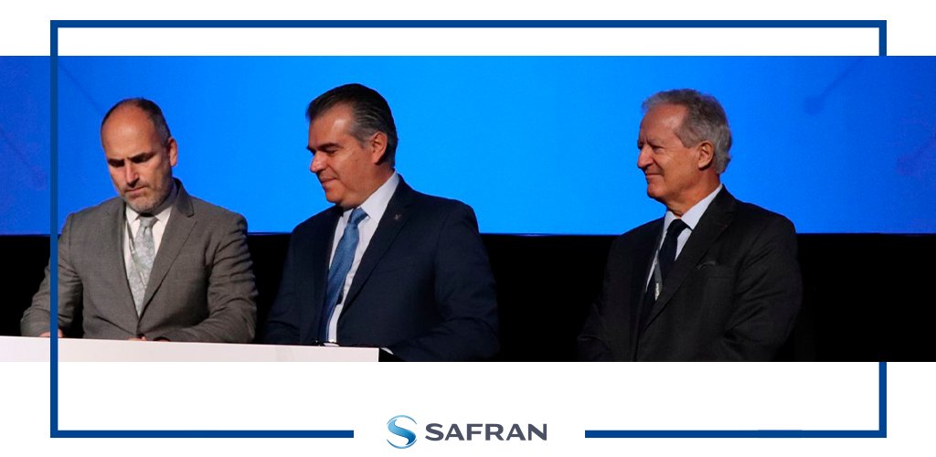 SafranMexico's tweet photo. Por su calidad humana, su compromiso indefectible con 🇲🇽 y su amistad con el sector aeroespacial, Safran felicita a Francisco Cervantes (@fcervantes5) por su nombramiento como Presidente del Consejo Coordinador Empresarial (@cceoficialmx) (2022-2023).
¡Éxito en esta nueva etapa! https://t.co/0P21Jsm6u5