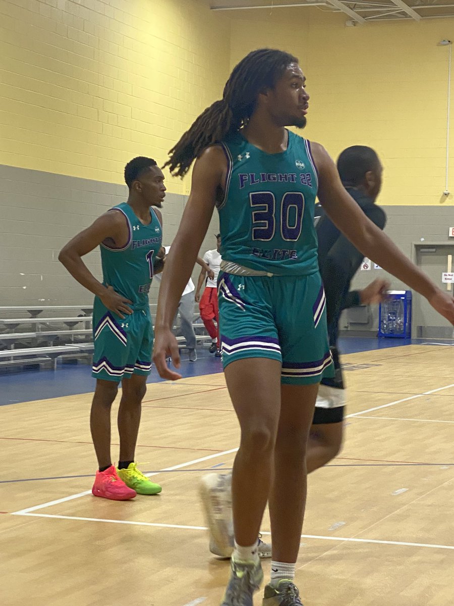 BIG SH🏀TS tweet media