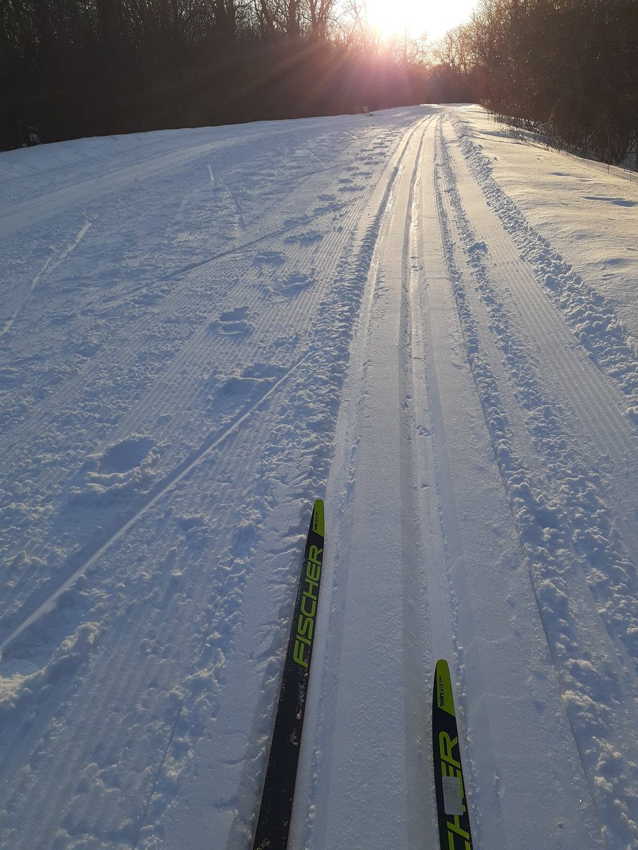 Heading home into the sunset after a satisfying day helping out on the RWT...Sweet tracks! <a href="/GroomerRob/">Rob C</a> <a href="/RideauWinter/">RideauWinterTrail</a>
