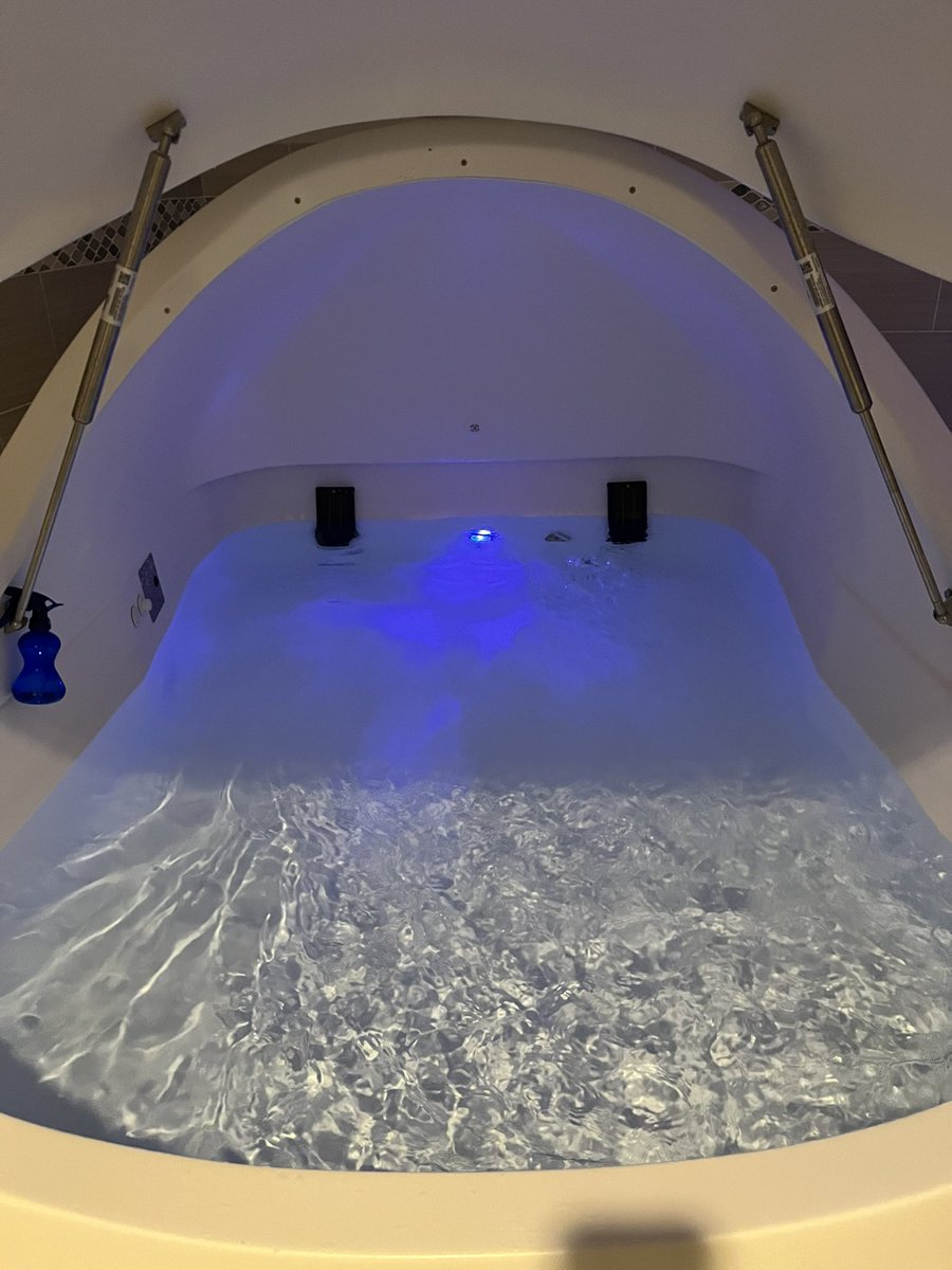 Best way I know to “float” into the beginning of Lent!! Thanks <a href="/truerest/">True REST Float Spa</a> for yet another great float!!! #floatlife #floatthereapy #trueresttoledo