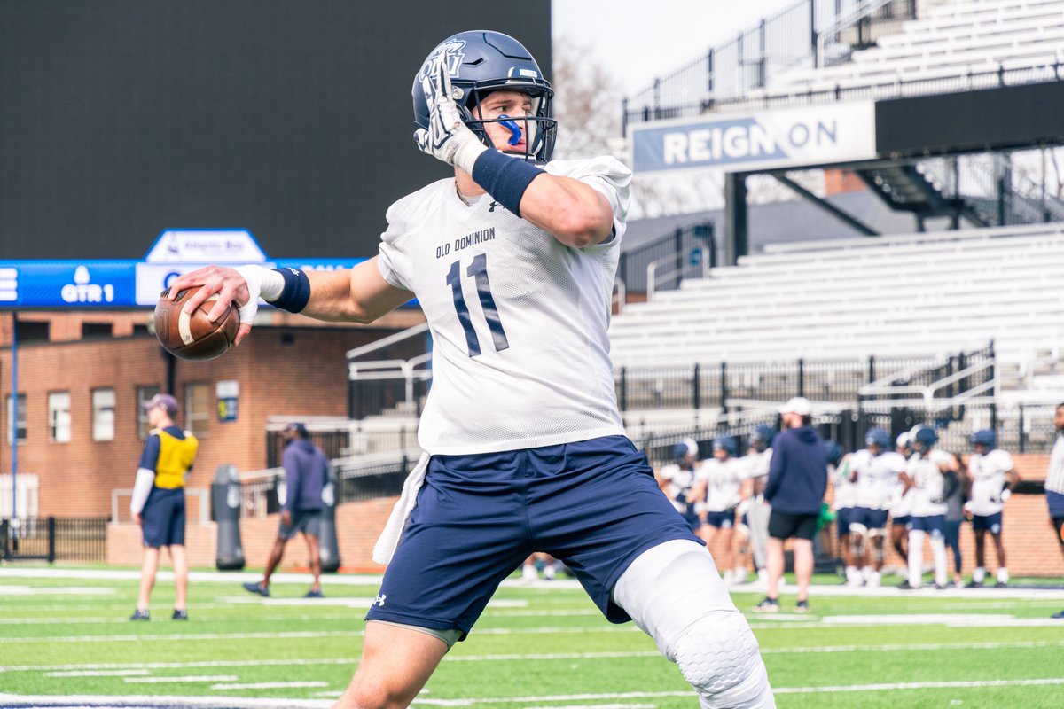 ODUFootball's tweet photo. 𝐁𝐚𝐜𝐤 𝐀𝐭 𝐈𝐭!😤

#ReignOn https://t.co/YyvcwamuJi