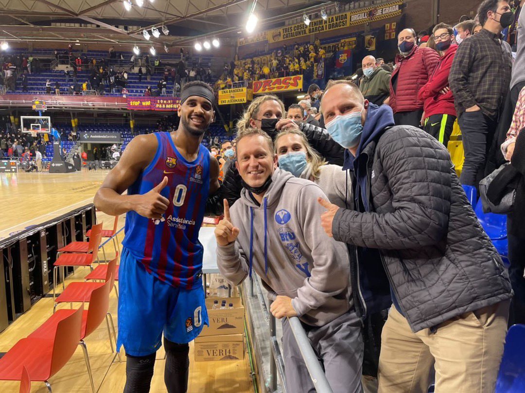 Brandon_Davies0's tweet photo. BYU fans are worldwide!! 
Appreciate the support! 🤙🏾 
@BYUSportsNation @BYU @BYUCougars @BYUMBB @BYUalumni @byutvsports @byu https://t.co/qsXrXRZln7