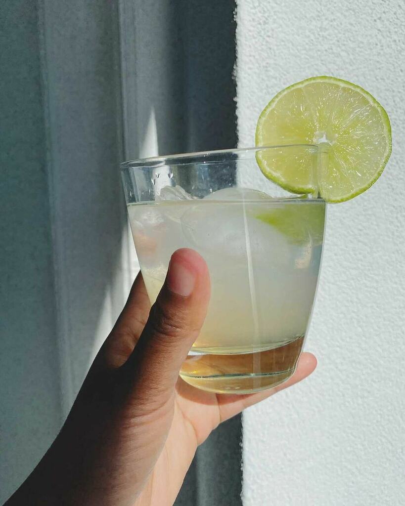 LovethyStore's tweet image. Ending the day with a jalapeño mocktail or cocktail 🌶 📸: @boozelessbliss instagr.am/p/CaqT0AhPmIQ/