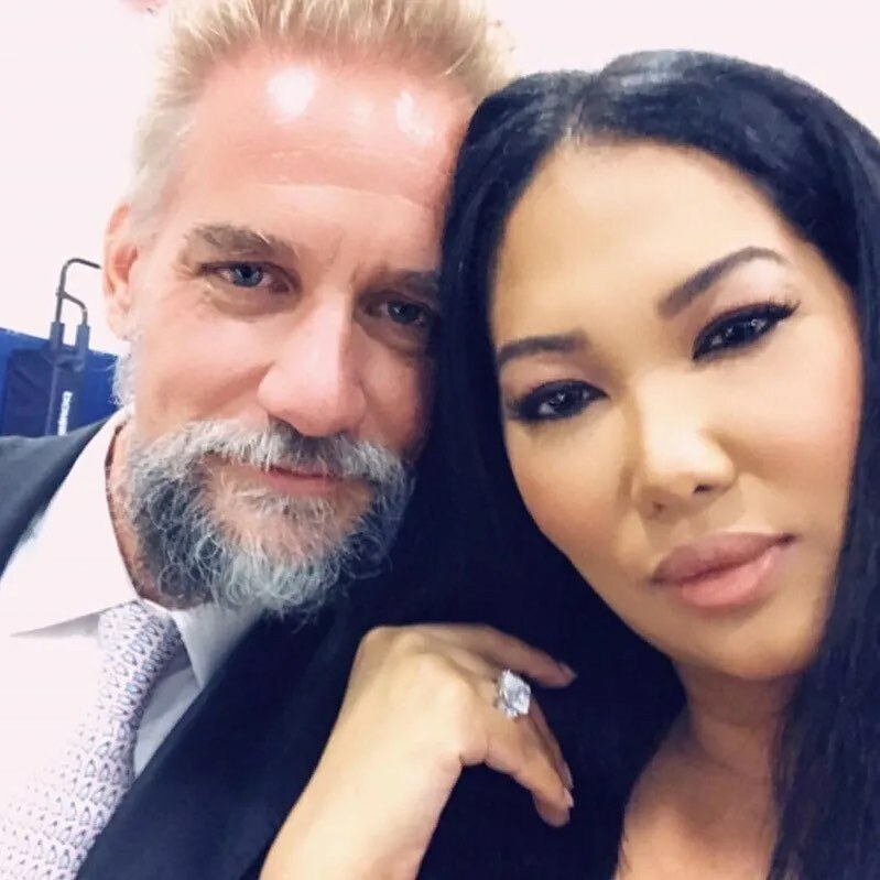 TheYBF's tweet photo. #KimoraLeeSimmons is all caught up in embezzlement drama brought on by her estranged husband #TimLeissner as she has been accused of helping her ex hide tens of millions of dollars.
The ex-Goldman banker pleaded guilty to money laundering for his invol… https://t.co/C9TJWbj1rc https://t.co/1DD81C1beZ