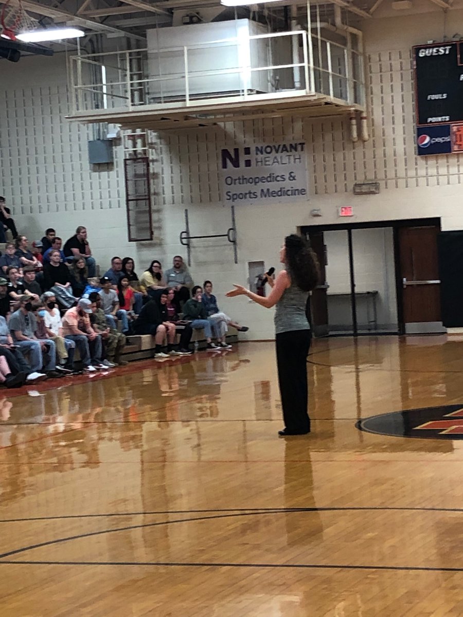 Heading to High School/Pathways to Employment night at NDHS was amazing! <a href="/dcsnc/">@DCSNC</a> <a href="/emilylipe66/">Emily Lipe, Ed.D.</a> <a href="/DeanaColey/">Deana Coley</a>