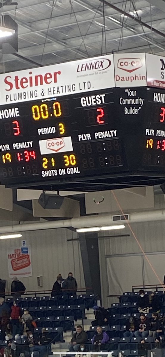 The <a href="/dauphinkings/">Dauphin Kings</a> beat the <a href="/WayWayWolver/">WayWay Wolverines</a> with a score of 3-2 tonight