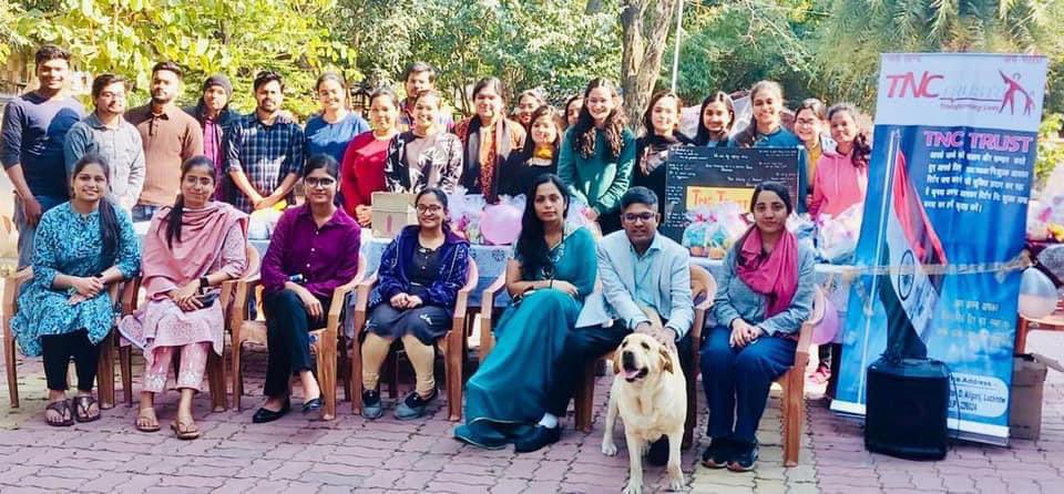 TrustTnc's tweet photo. TNC Trust #Spreadinghappiness Camp with Elders at Aastha Health Resort #Happy #Elders #Oldagehome #Camp #Donate https://t.co/UQlp0jqPYS