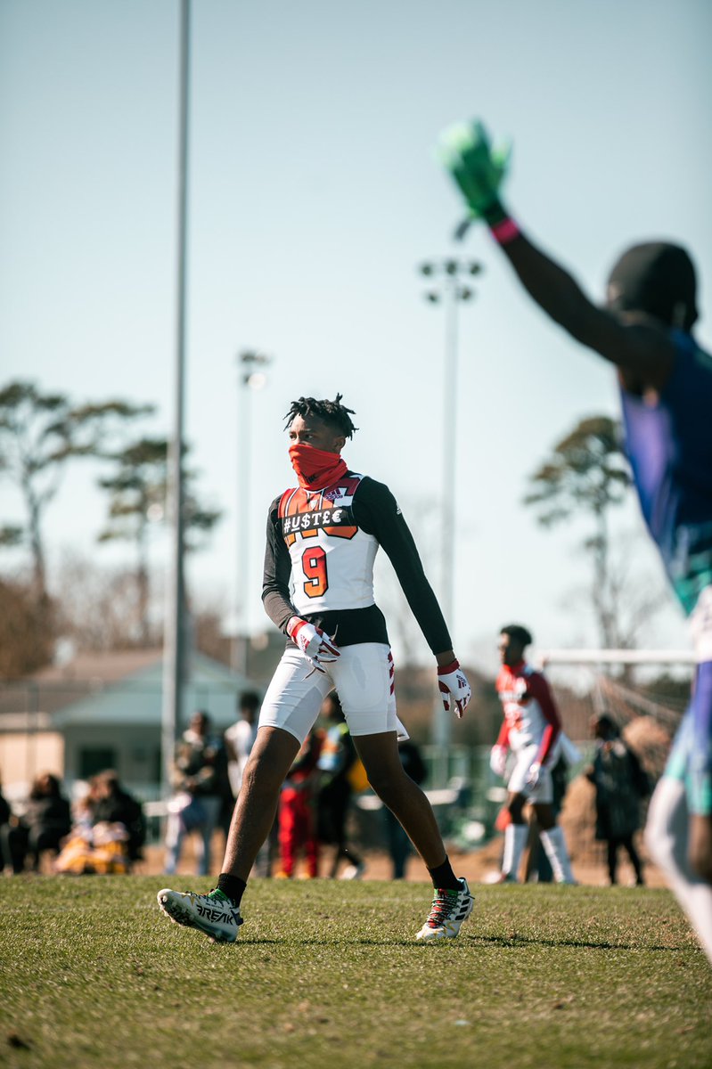 HustleInc7v7's tweet photo. Day 1🥷🏿💯 https://t.co/M6HJ0KjTYl