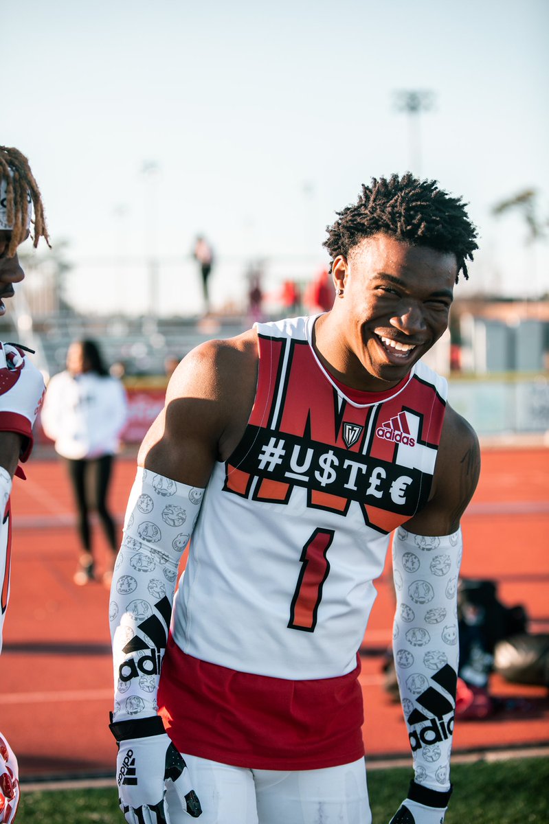 HustleInc7v7's tweet photo. Day 1🥷🏿💯 https://t.co/M6HJ0KjTYl