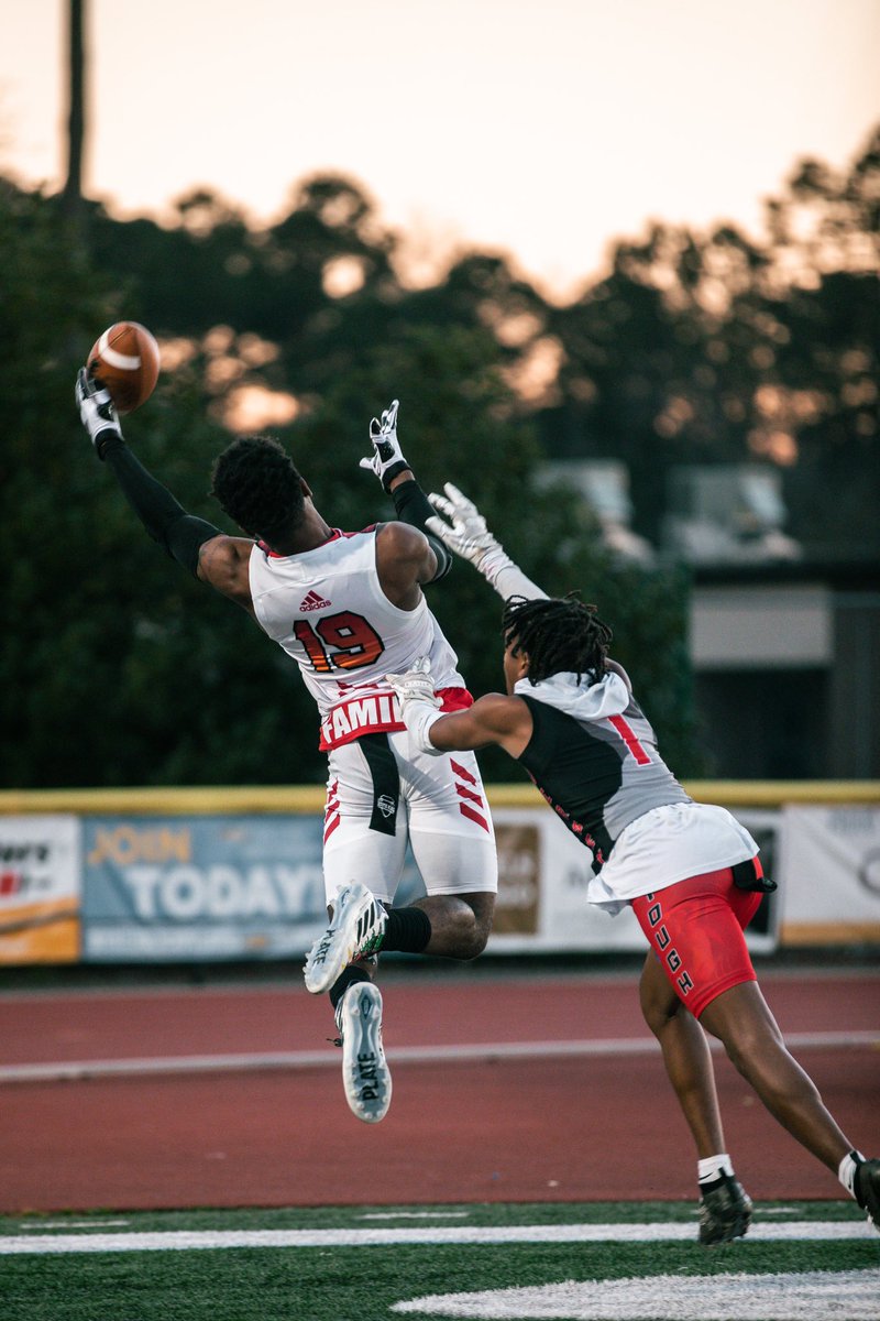 HustleInc7v7's tweet photo. Day 1🥷🏿💯 https://t.co/M6HJ0KjTYl