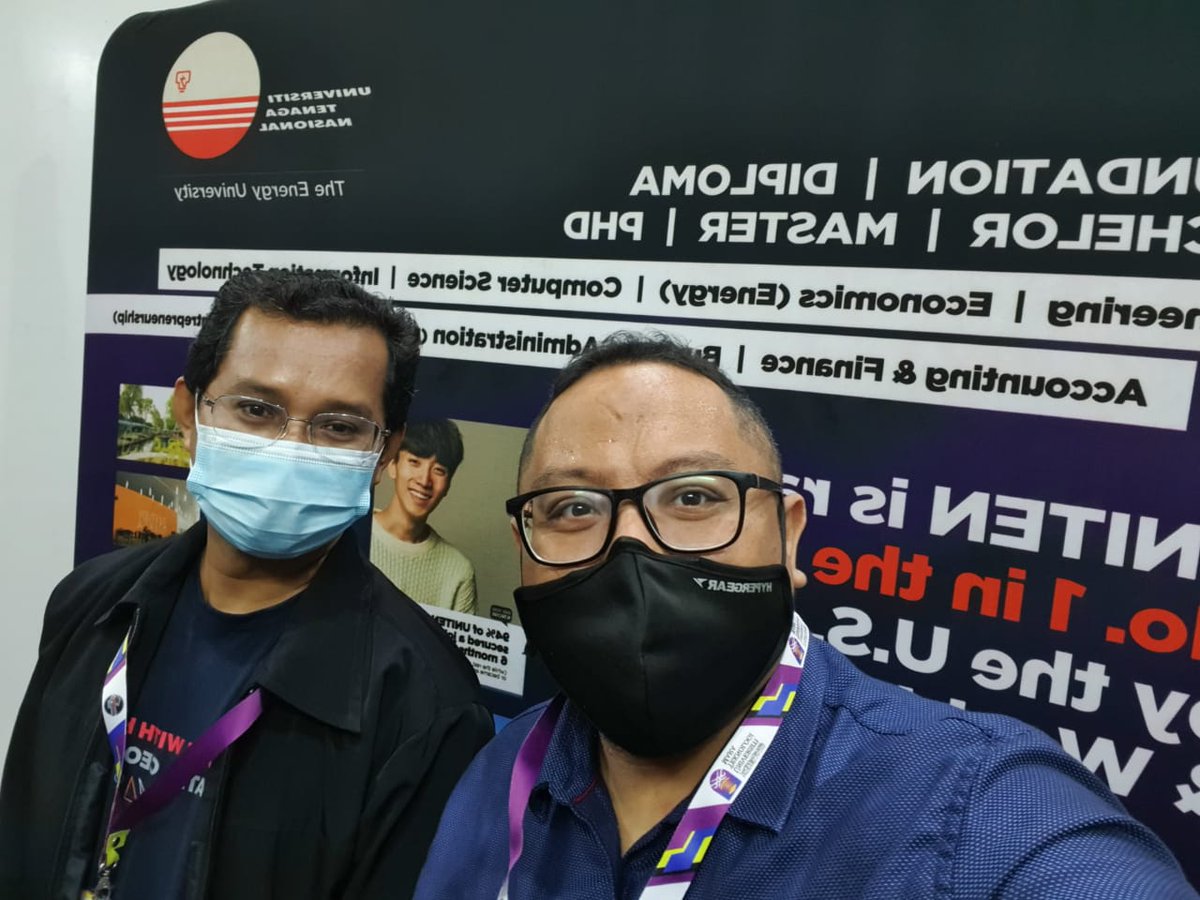 uniten's tweet photo. Hai urang Sarawak!
Hari ini adalah hari terakhir #TeamUNITEN di Karnival #JomMasukIPT 2022 di Borneo Convention Centre, Kuching (BCCK).

Jangan lupak datang ke booth kamek, nombor 11! 
#JomMasukUNITEN #KitaUNITEN https://t.co/ohrvnPH8Oh