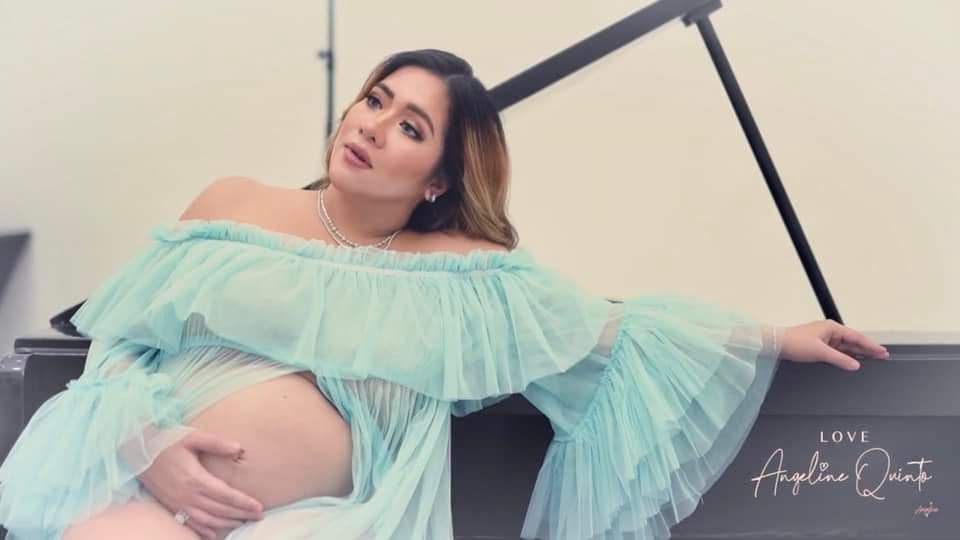 iamjoannne's tweet photo. Angeline Quinto in her maternity shoot

ElevenAndBeyond ANGELINE
@LoveAQuinto #AngelineQuinto 

ElevenNaTayo ANGELINERS https://t.co/9gcBiDuLrr
