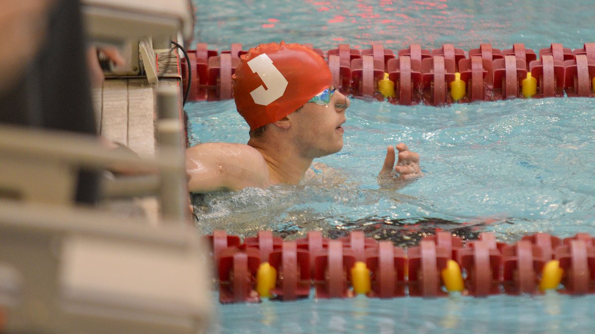 . <a href="/SJUSwimDive/">SJU Swim & Dive</a> finished second out of six teams tonight at the 2022 MIAC Championships in Minneapolis!

Junior Joe Koller (pictured) won his 2nd MIAC title in as many nights w/a school-record time of 1:51.44 in the 200 Back!

RECAP: gojohnnies.com/news/2022/2/19…

#GoJohnnies #d3swim