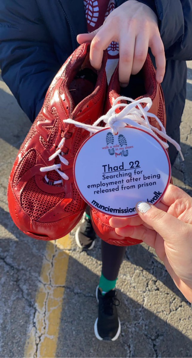 EΣA Phi Alpha tweet media