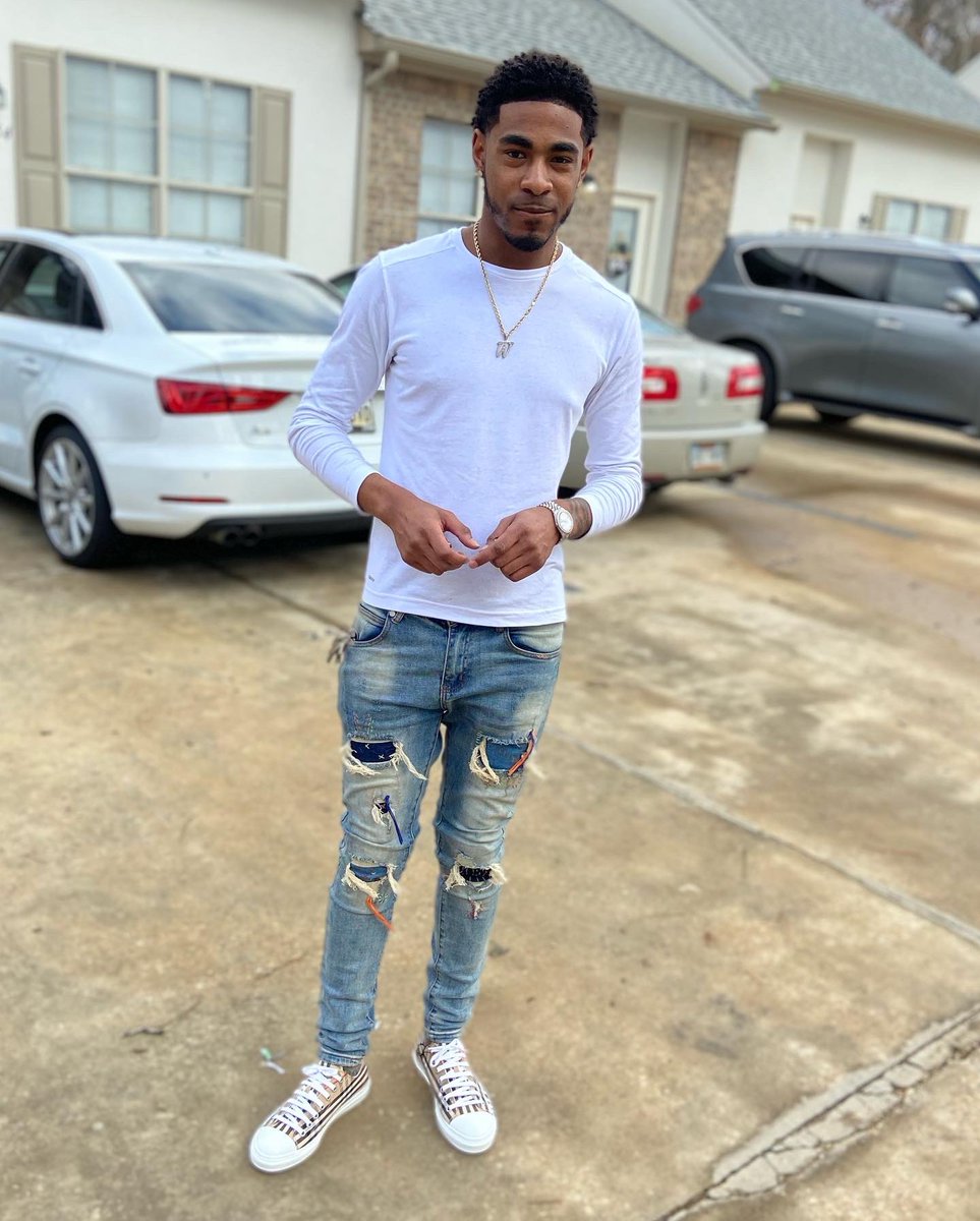 mjwaggz_'s tweet photo. We do big shit . Ion know what you n***** thinkin!🥶 https://t.co/QBQvOmLAWc