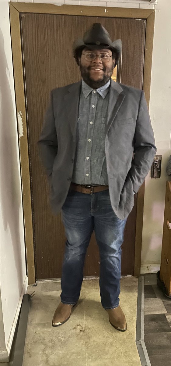 KenBrady12's tweet photo. Literally about to take over the state of Texas lmaoo #TakingOverTexas #TexasTough #CowboyKen #CaliCowboy https://t.co/dN7pnNqUKy
