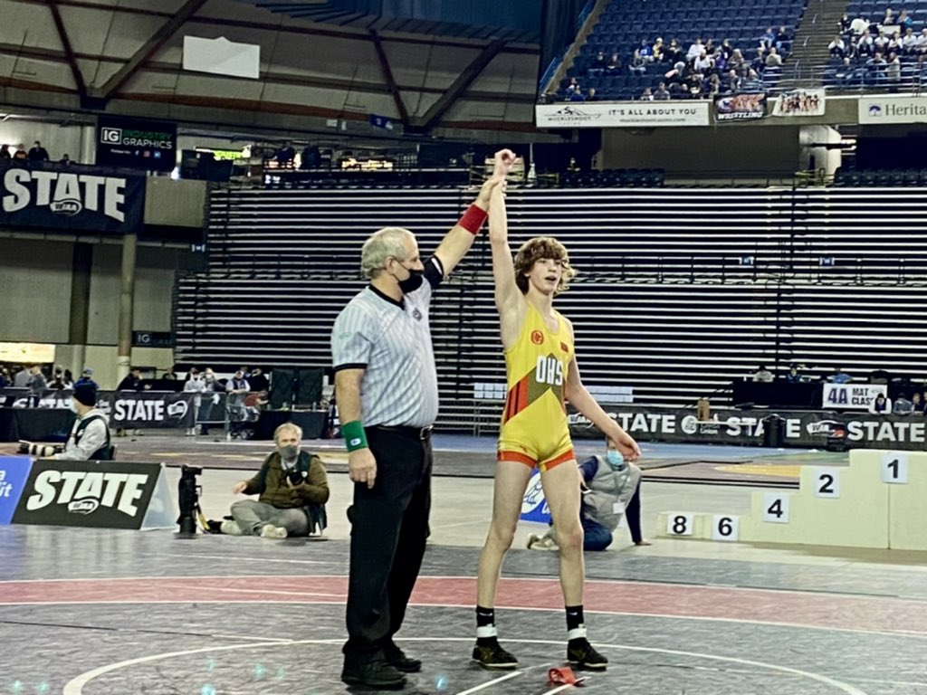 wiaawa's tweet photo. 2A Boys  113 lb Champion: Quentin Harding (Orting) #matclassic https://t.co/4Gy0kg5NiJ