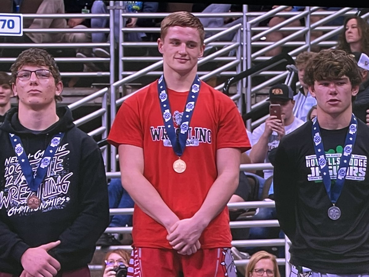 RicciWestland's tweet photo. Way to go Chase!!! @BulldogsPHS https://t.co/9vEUpJxmWq