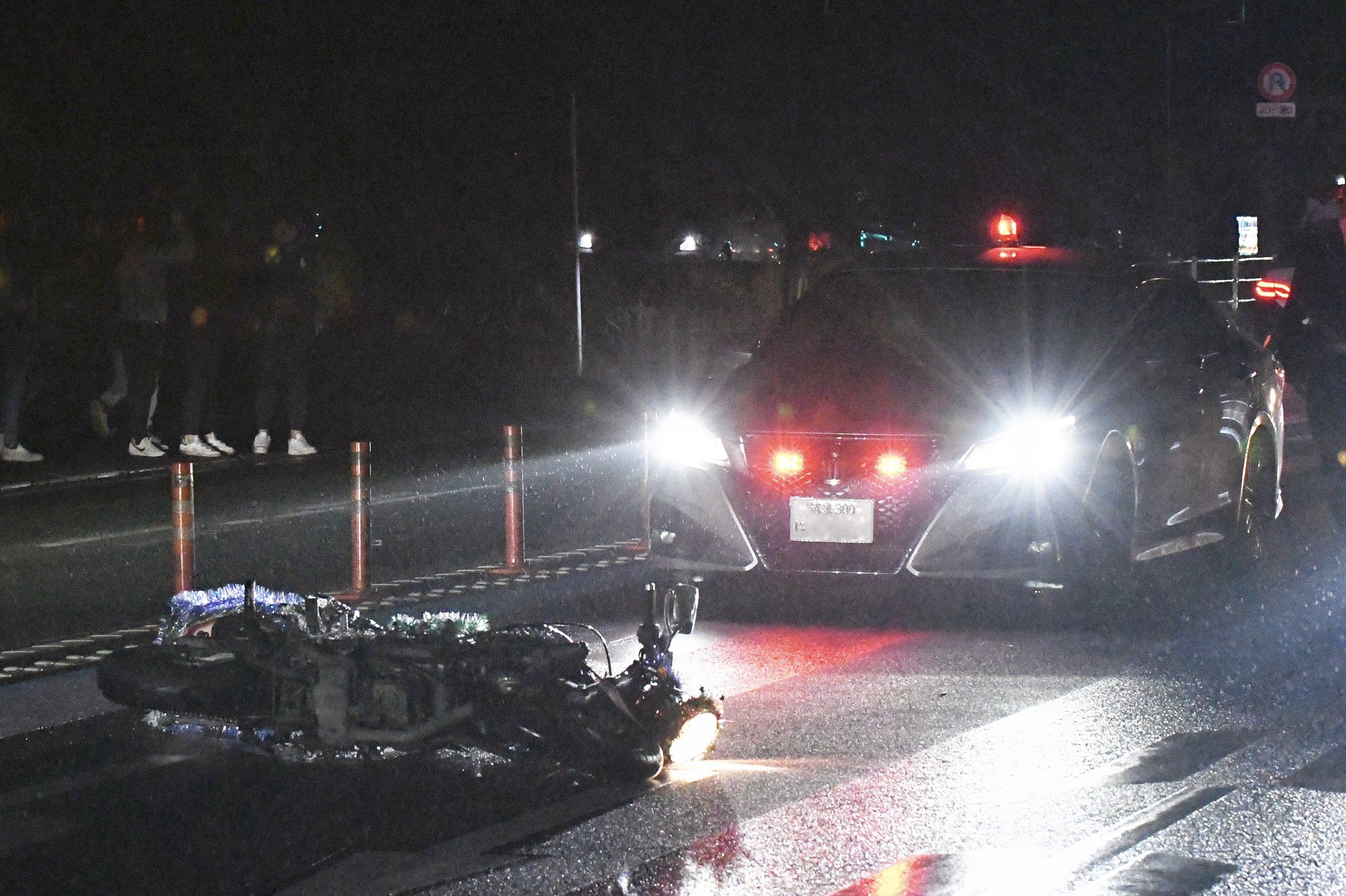 きゅいまる 22 2 19 福岡田川暴走 転倒バイク押収のため現場まで緊急走行であったの田川ps交通課の2tトラックがスリップ事故を起こすなど 波乱の一晩となった 4枚目は過去撮影 乗員に怪我がなく何よりです T Co Z3pvqpqgf6 Twitter