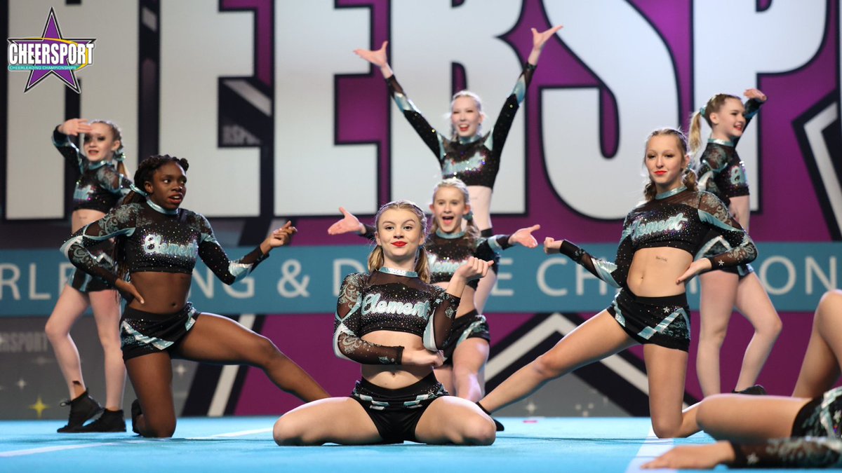 CHEERSPORTCorp's tweet photo. #CHEERSPORT22 day 1️⃣ is still rolling right along! 😍 Teams from every corner of the nation are bringing their best to the stage and we are loving every moment! 👏👏👏 https://t.co/sErynryBqN
