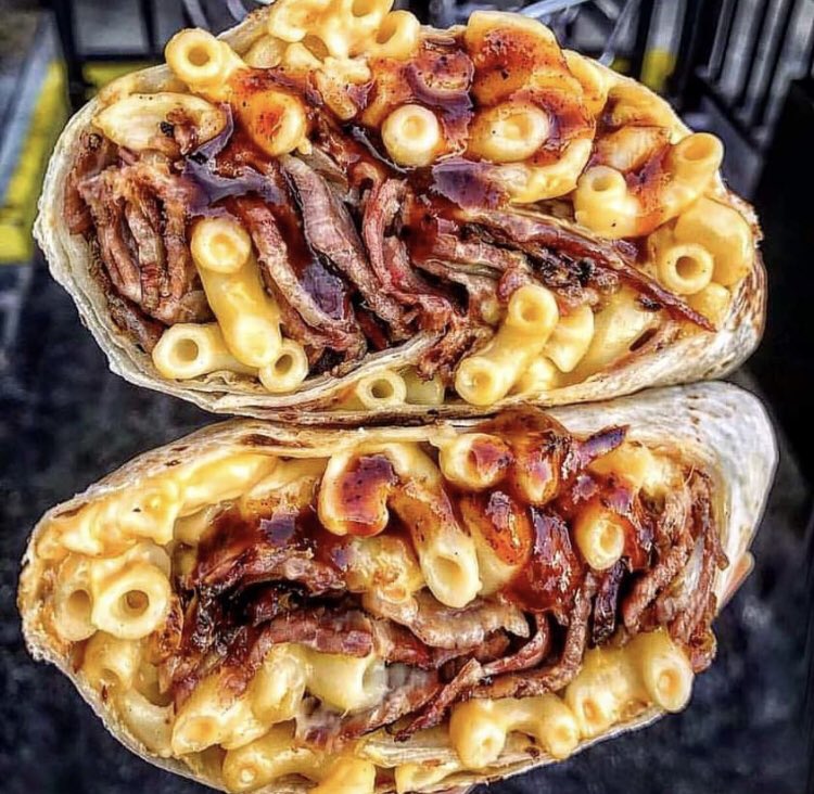 _we_love_food's tweet photo. Brisket Mac & Cheese Burrito.
👍 or 👎?
📸 @BlueCanoeTupelo | #BBQ https://t.co/FdrH8PX8j7