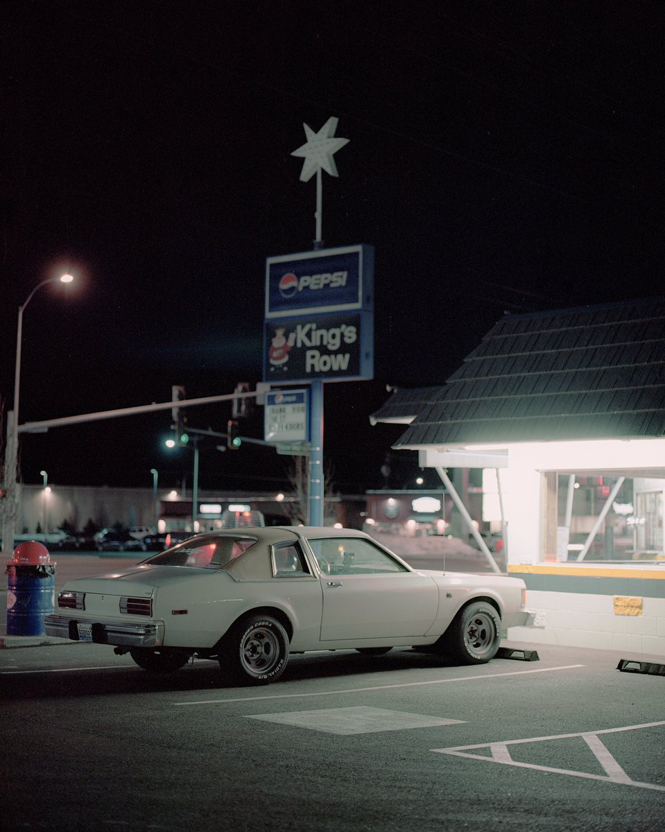 arthuritis_'s tweet photo. King’s Row 👑
Two shots of the same location.
Which one do you prefer, darker or brighter?
Shot with expired film.
🎞: Portra 160nc
📷: Mamiya RZ67
#filmphotography #photography #expiredfilm #kodak #carphotography https://t.co/38lavYL2hT