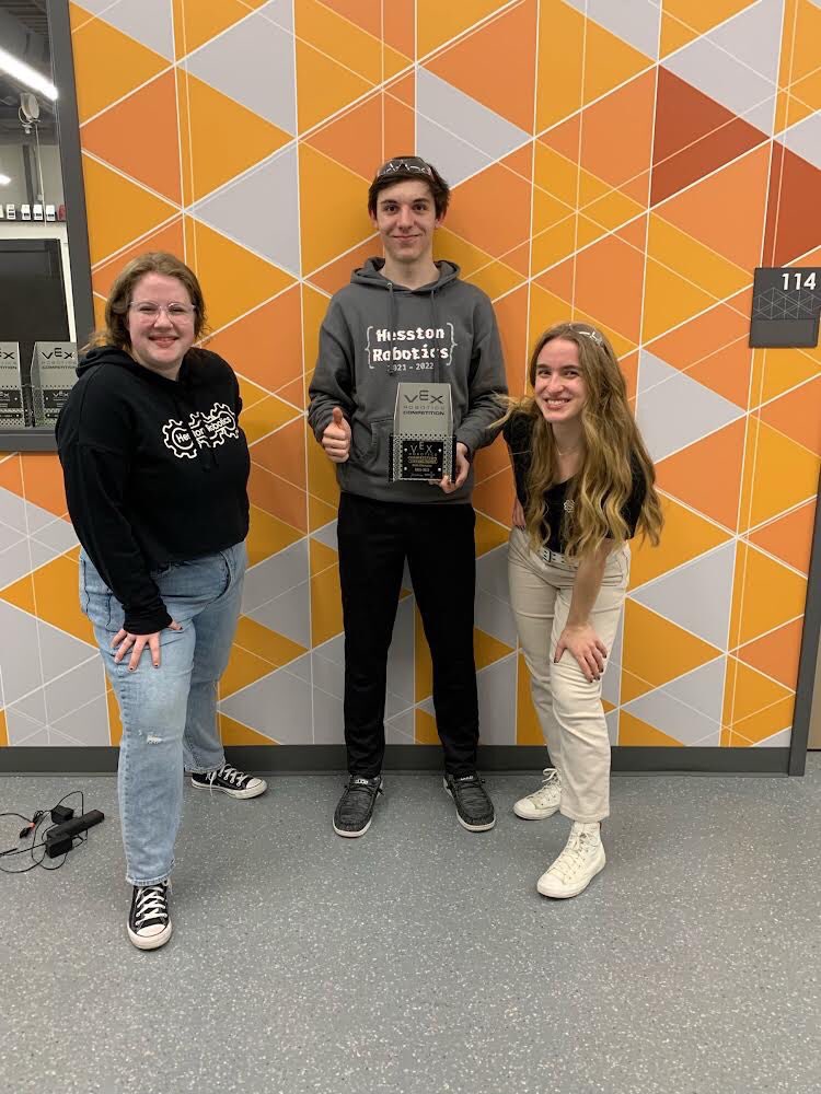 Hesston Robotics tweet media