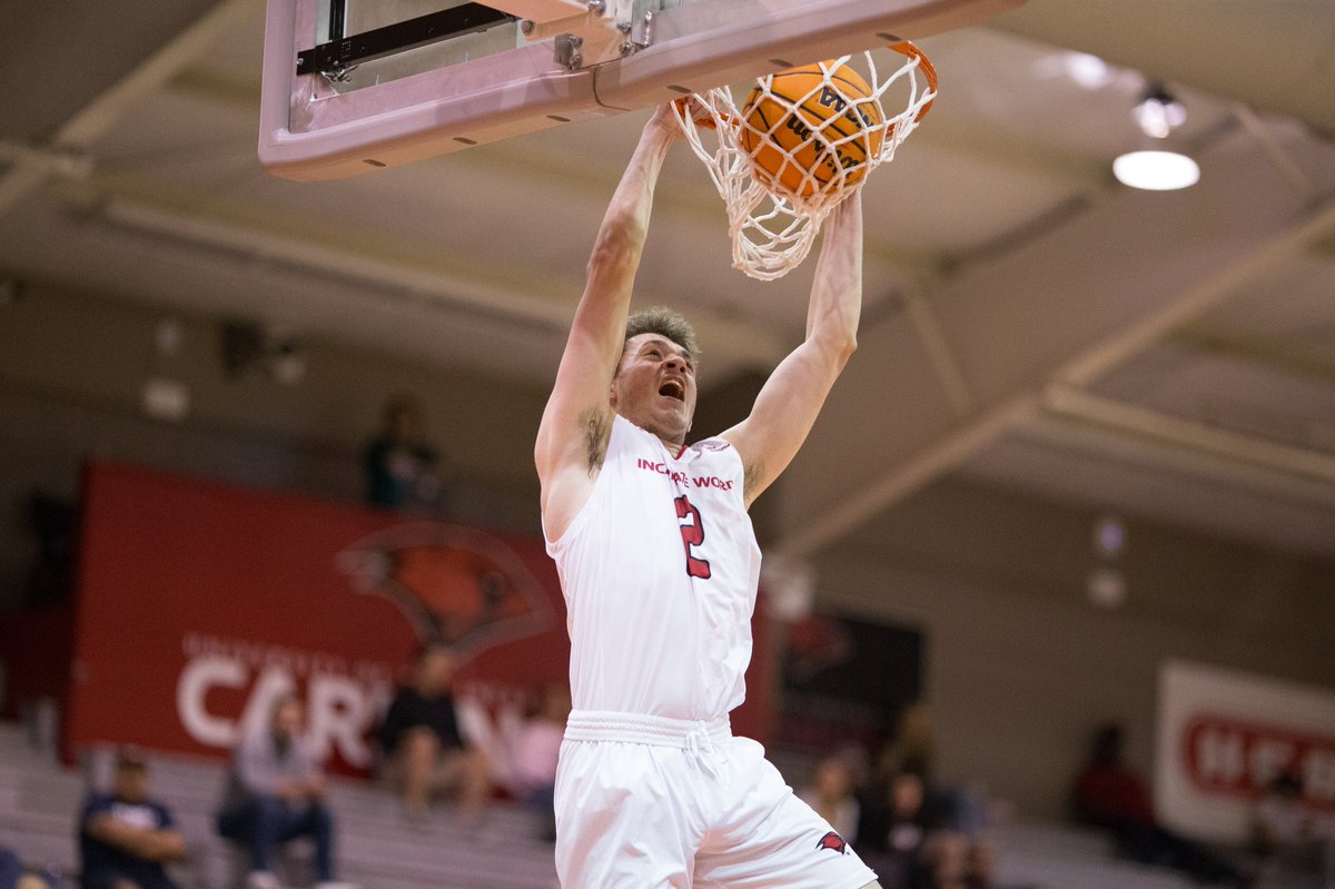 UIWAthletics's tweet image. 🧹🧹🧹🧹🧹

The Cardinals went 2-0 against the Lions today 👏 @UIWMBB @UIWWBB 

#TheWord