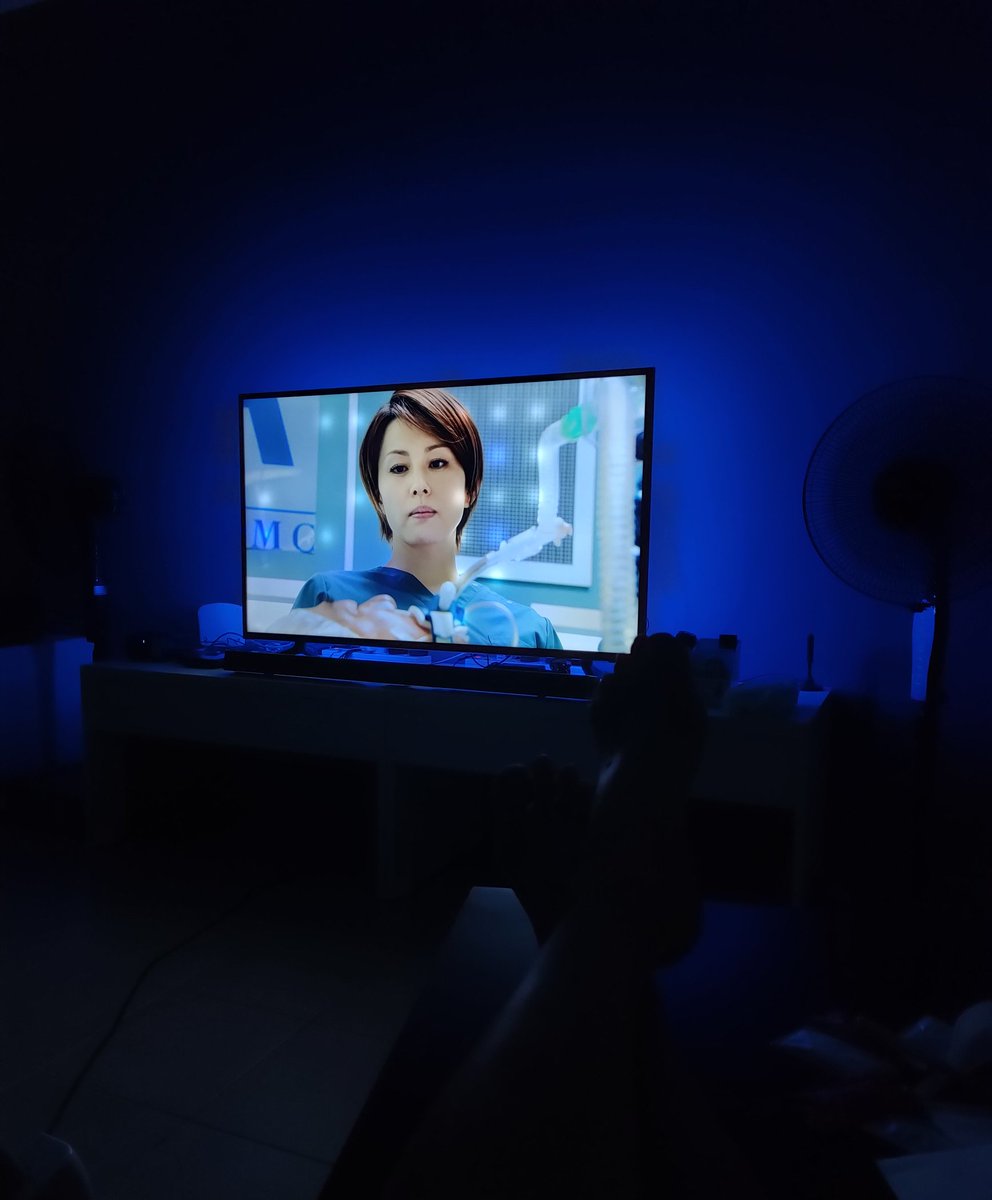 zerofuku2929's tweet photo. #Netflix randomly suggested #DoctorX. Short seasons with 8~9 episodes, it's fast and furious. Surprisingly retained my attention for two days 🤣
#DaimonMichiko is cool 😎 but I like #JonouchiHiromi more 😜😍 https://t.co/hfzUSeO5ki