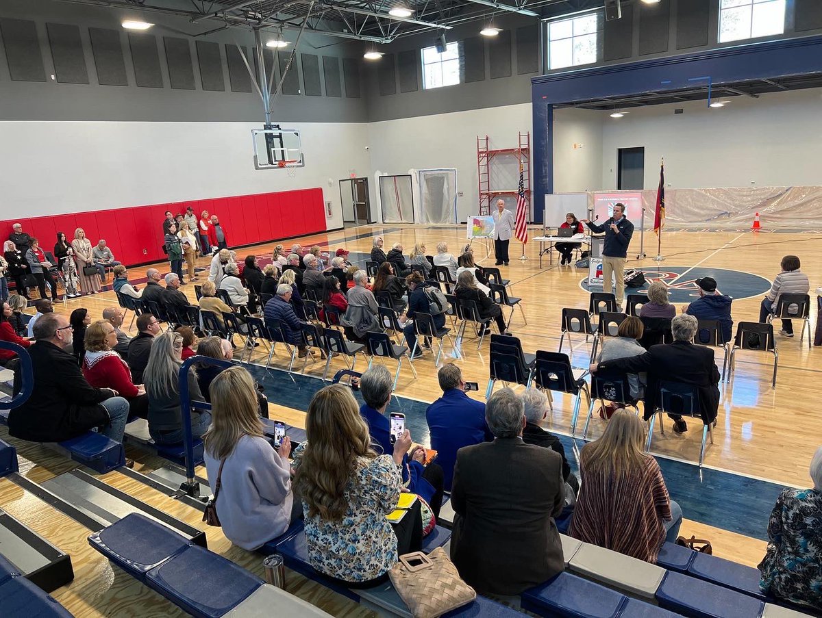 RepMarkWalker's tweet photo. Another great day with Randolph County GOP in Asheboro, Stokesdale and Summerfield Fire Departments, a huge crowd at the Guilford County precinct meeting and finishing up in Walkertown.
#nc #ncsen #walker4nc #ncpol https://t.co/dnj7rCSedV