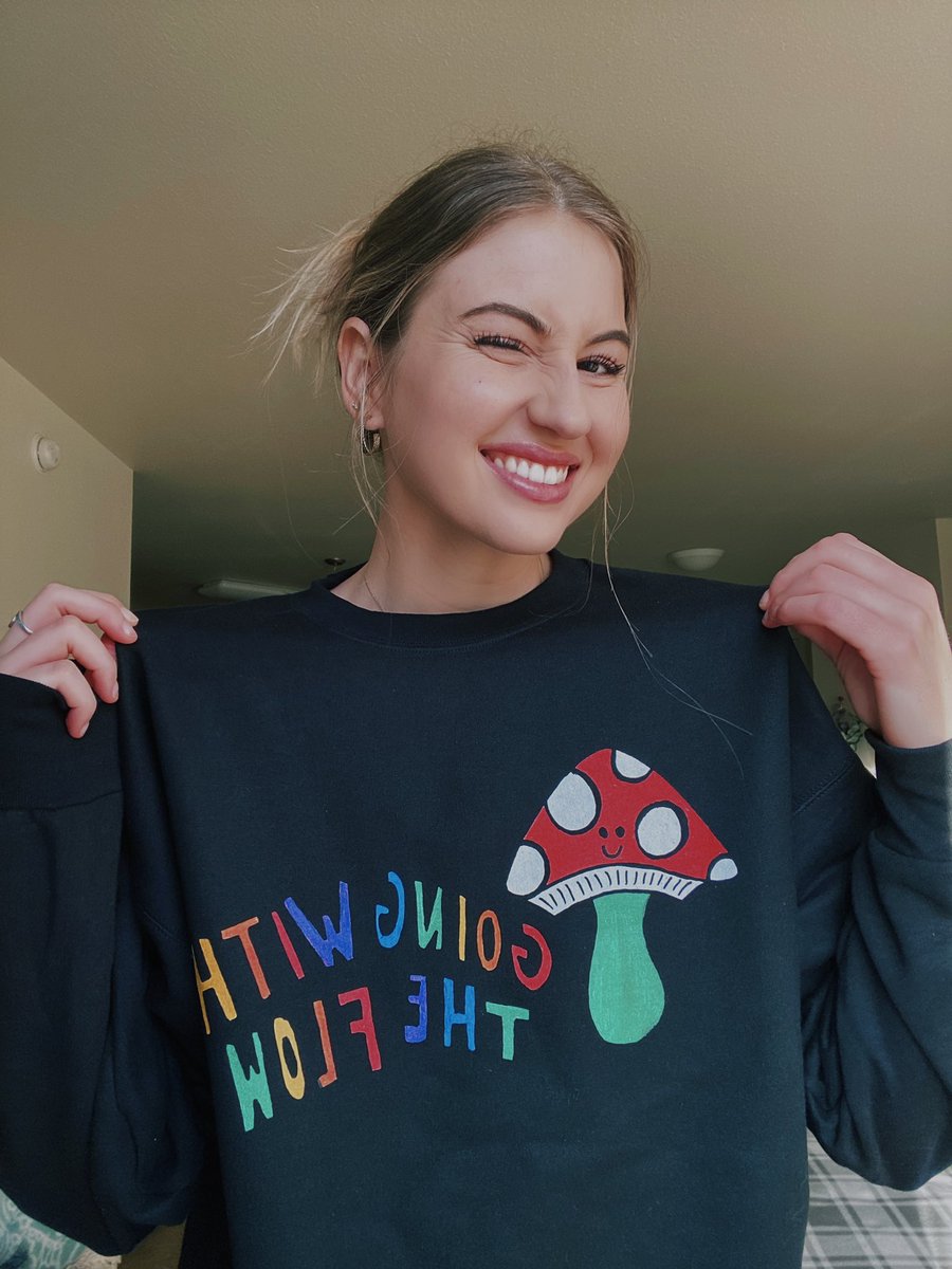 bayliedashgnarr's tweet photo. Go follow my design Instagram @dashgnardesigns where I’ll be posting about my sweatshirts going for sale very very soon 🍄❤️ https://t.co/MoRJaZfALz