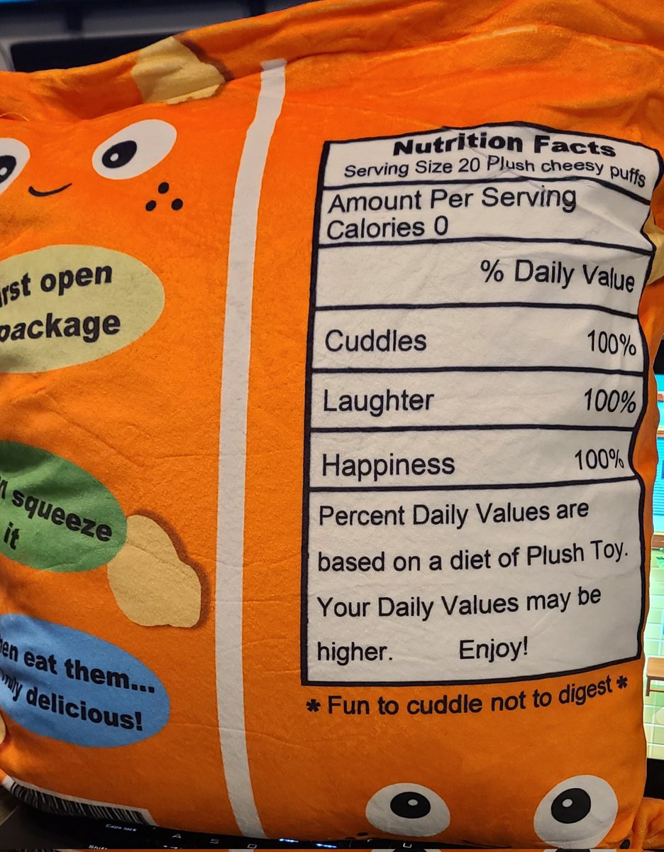 ScarlettLuvsRon's tweet photo. My Monkey Man bought me some #CheesyPoofs cuz he loves me💕❤

#CheesyPuffs #Plushie #SoCute https://t.co/tgGWptPc55