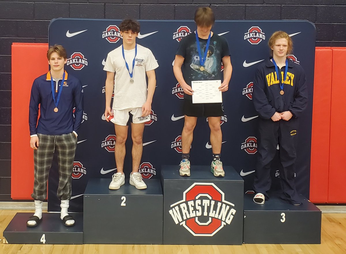 Congratulations to Jaxsen Nieuwsma for making it to the 145lb finals at the TSSAA Sectional Tournament. 2nd place at 145 and headed to State.  #statebound