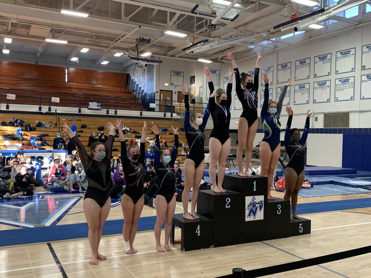 HUHS_Gymnastics's tweet photo. JV had some great individual finishes today at Conference! 🧡🖤 https://t.co/zazlJpl01V
