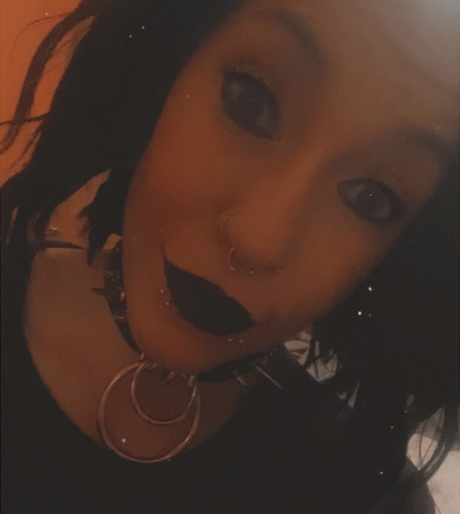 natalie_bader's tweet photo. #selfie https://t.co/7kXKmOzN1h