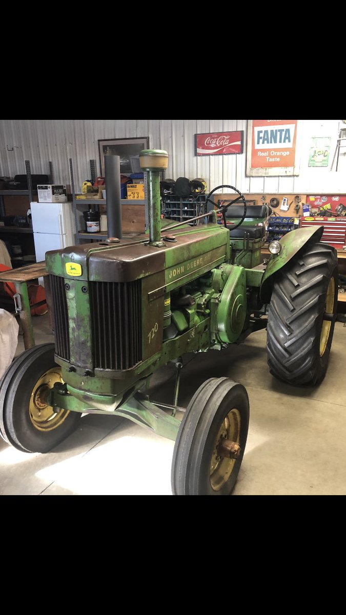 She’s almost done ! John Deere 720 diesel  #johndeere