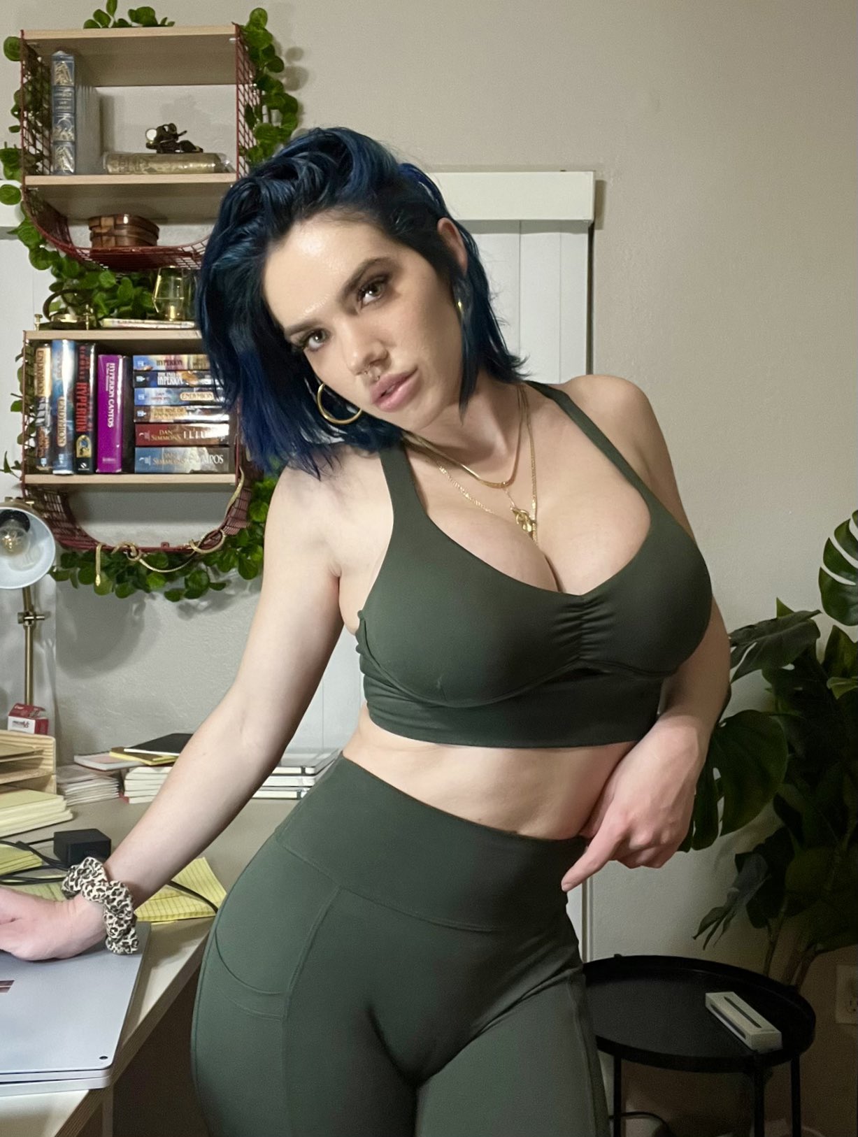 Lizbeth Eden on Twitter: "hello ☺️🌿 https://t.co/HUX2b7fWf2" / Twitter