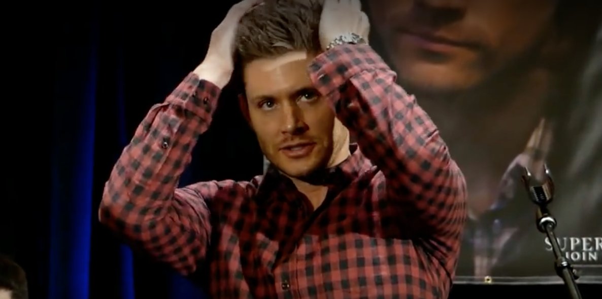 spndeangirl's tweet photo. OMG The post-hoodie hair adjustment.
#SPNConPanelSaturday #SPNFamily #SeaCon2018 https://t.co/WeKpB6qidi