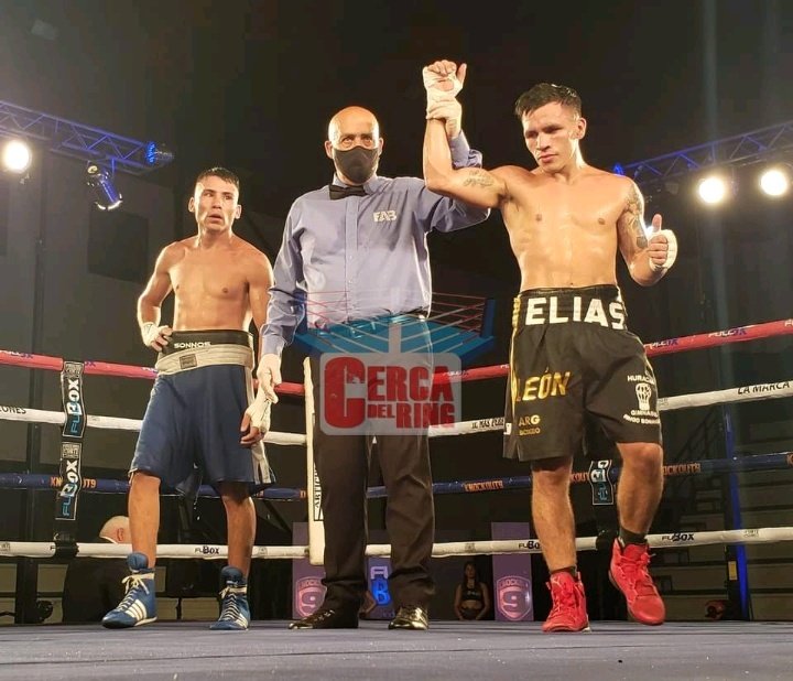 quemerodelsurok's tweet photo. 🥊#Boxeo  #Huracán 
📍CEDEM de #Caseros (Partido de #TresDeFebrero)
TRIUNFAZO DE ELIAS
⚖Superliviano 
⚔Elías Paredes @BoxeoHuracan  (6(2KO)-2-0) GPP en falló unánime (58-55 x3) a Hernán López .

🔥 #VamosElias

Foto @cercadelring https://t.co/9RE9k6eeQo