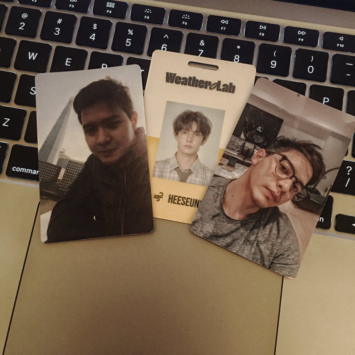 byulcarts's tweet photo. 💌#hapee_pills💌 
 
Hi beh @enhart_cart! Alden came home today 😭 grabe never in my life na maiimagine ko na magkaron ng Alden pc 😭 tysm 🥲

Kidding aside, TYSM FOR TRADING WITH ME! Thank you din for the ultra souper mega fast shipping 😭 ILY 💗

#BiyaFeedbacks https://t.co/1WwrvbS6tt