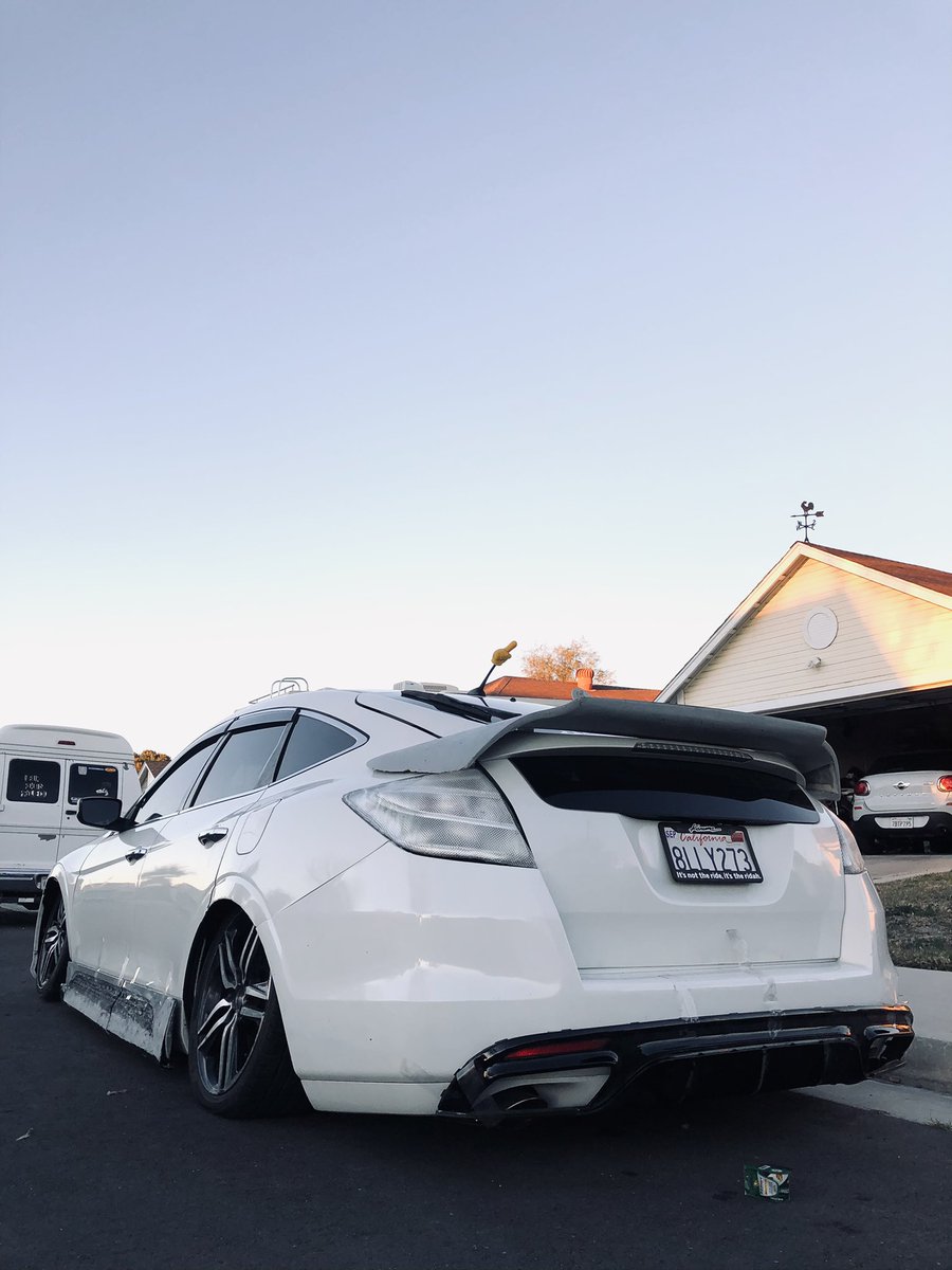 SNIFFYOASS's tweet photo. It’s fabrication season playas 😮‍💨 whip update ❄️ https://t.co/hnVOHyV4A5
