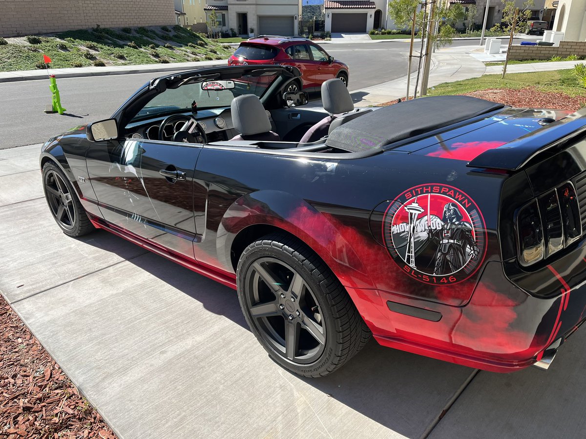 SL5146's tweet photo. @501stSithLords @501stLegion #roadsquadron finally finished the new wrap. Love how it looks. https://t.co/XyVWxpj6X3