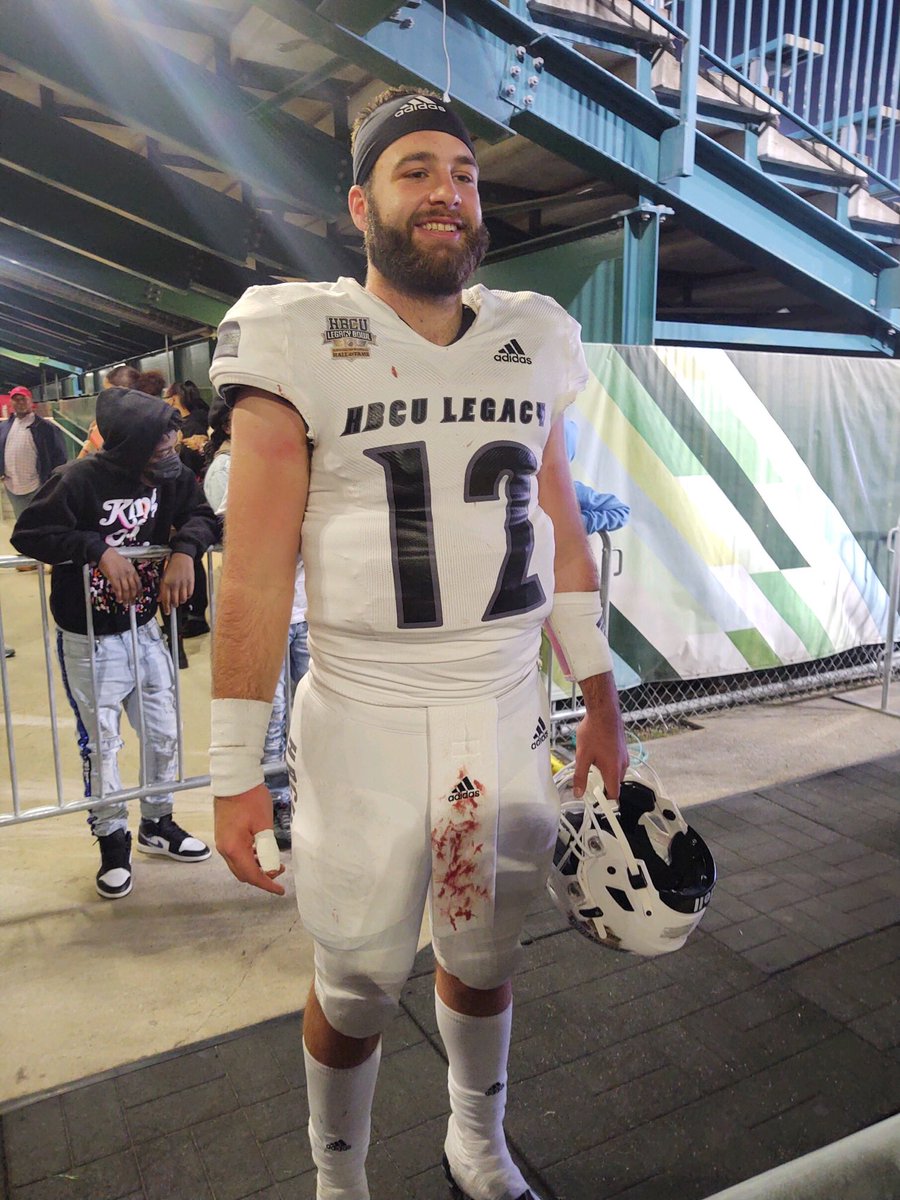 Witt1Ray's tweet photo. Couldn’t be more proud of this guy ⁦@Wittness_19⁩ https://t.co/VMTU7CZmyt