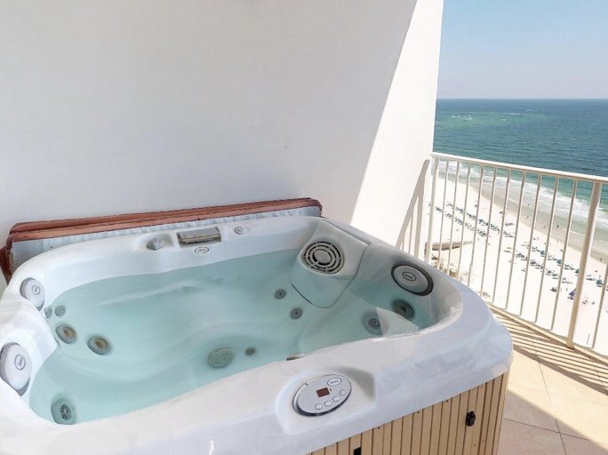 Turquoise Place tweet media