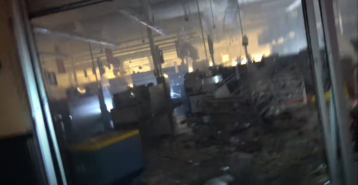 The_Hermithood's tweet image. They said the Summer of 2020 was #PeacefulProtesters 😱 Yeah right! This building looks like the Super Duper Mart from Fallout 3.