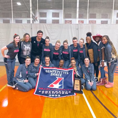BakerAthletics's tweet photo. DANCE: Ladies and gentlemen, your 2022 Heart of America Dance Conference CHAMPIONS!!! https://t.co/4lS80u0yLd