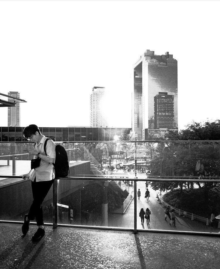erikofnk's tweet photo. Osaka street 

#モノクロ #モノクロ写真 #モノクロ写真マニア #大阪 #monochrome #photography #Leica #leicaq #Instagram https://t.co/Y9kiVdDqQn